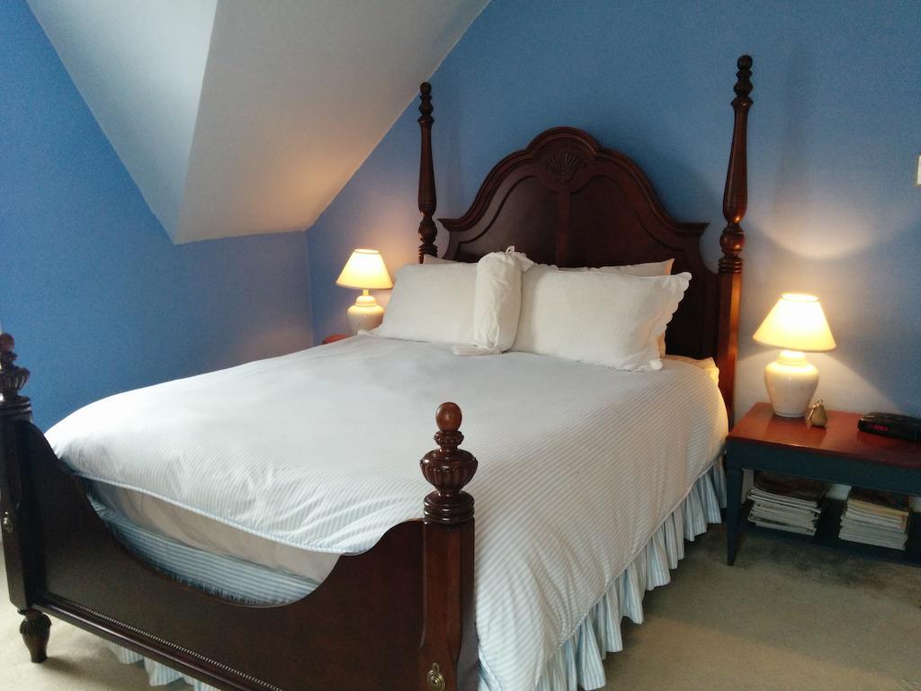 Fairmont House Bed & Breakfast マホン・ベイ 部屋 写真