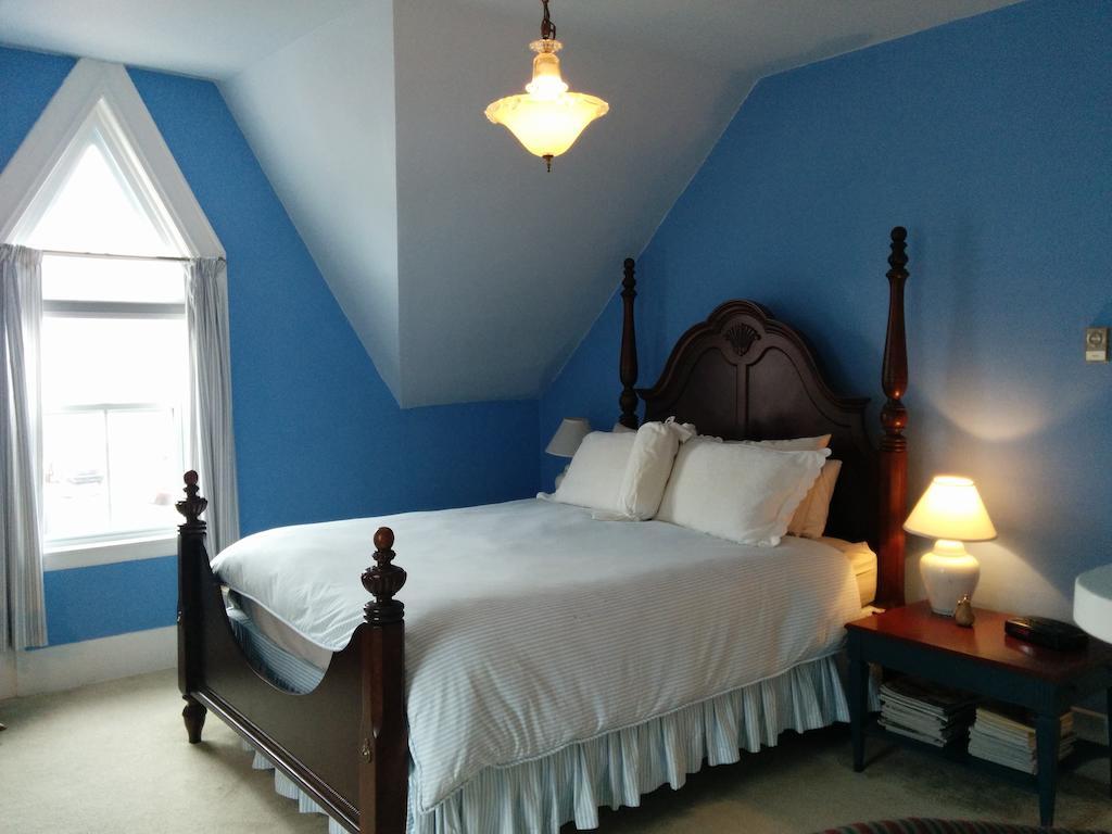 Fairmont House Bed & Breakfast マホン・ベイ 部屋 写真